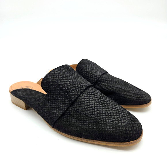 Free People At Ease Embossed Reptile Leather Loafers Size 9 39.5 New Mules - Picture 2 of 7